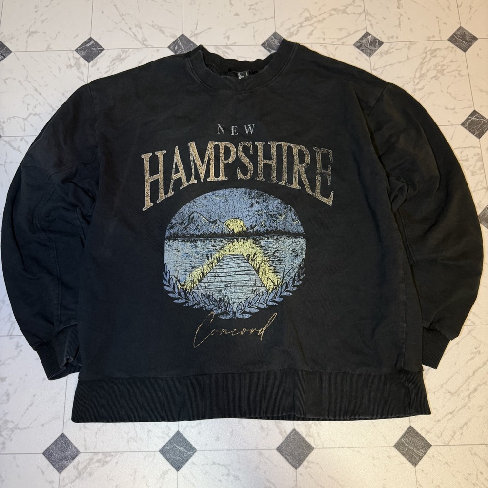 Forever 21 New Hampshire Crewneck Sweatshirt‎ Black Graphic Pullover Men's Large